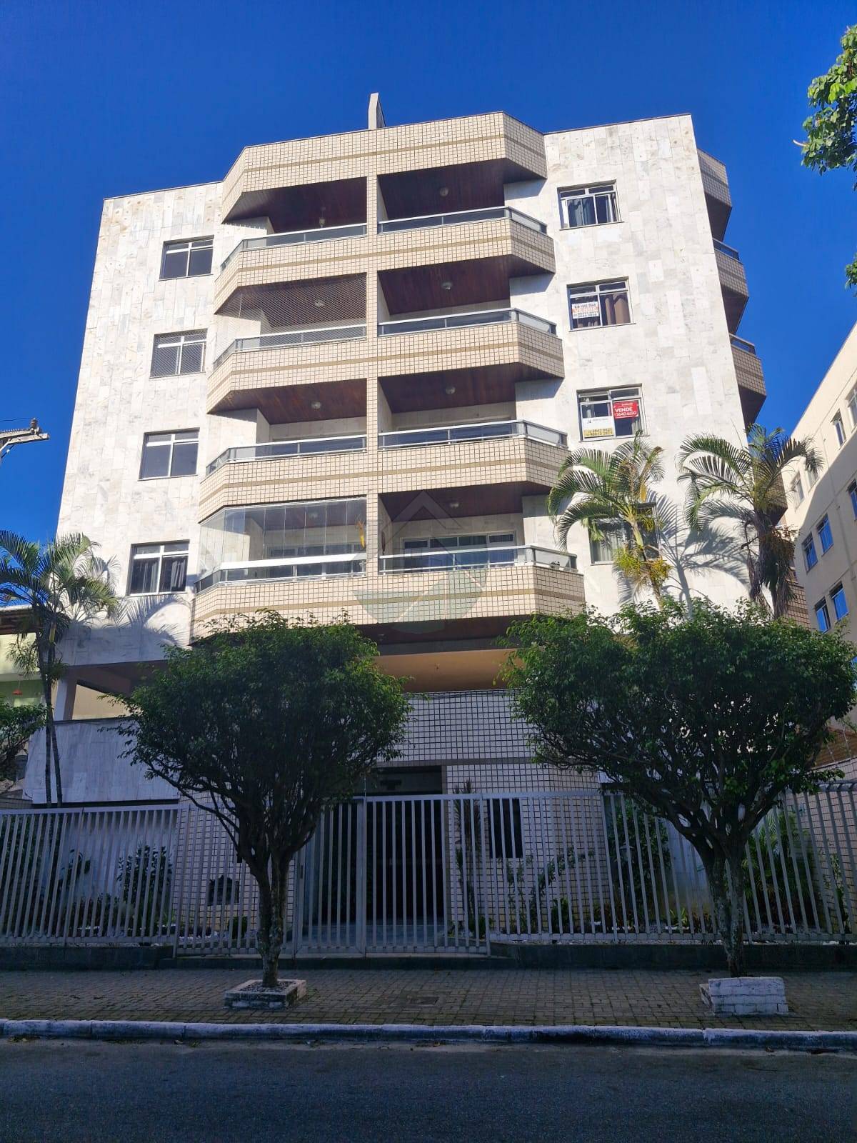 Apartamento com 2 quartos, próximo à Praia do Forte em Cabo Frio