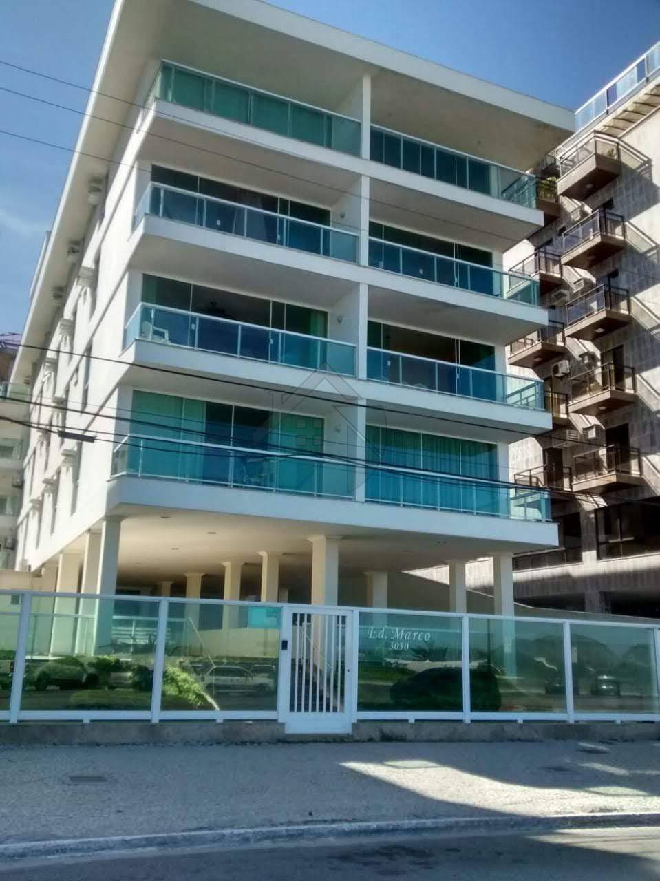 Apartamento de Frente para a Praia do Forte, com 3 Quartos