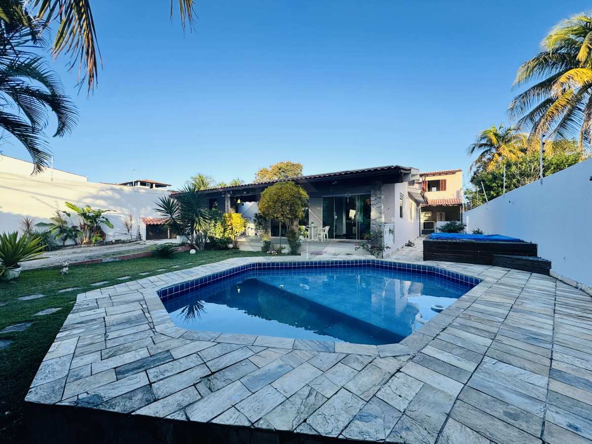 Casa com 5 quartos no bairro Portinho – Cabo Frio