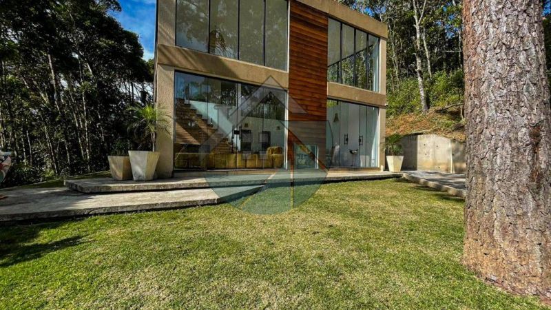 Casa com 5 quartos, 468m², à venda em Teresópolis, Carlos Guinle