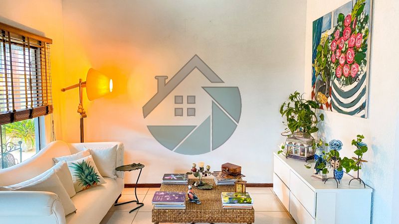 Casa no Condomínio dos Pássaros 4 quartos - Cabo Frio