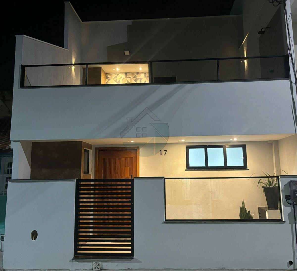 Casa independente com 3 Quartos, em Cabo Frio, Rj