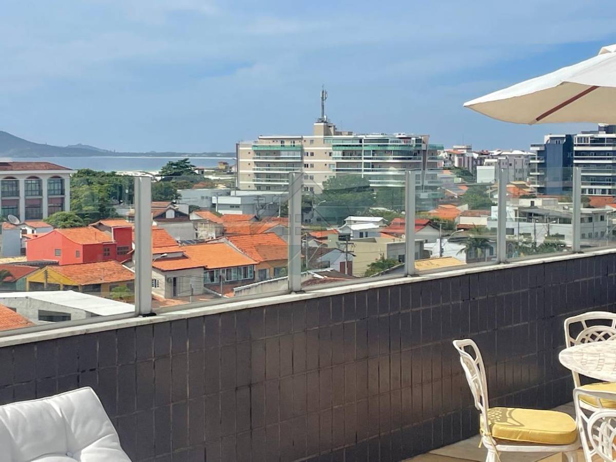 Cobertura com 5 quartos no bairro Braga em Cabo Frio - RJ