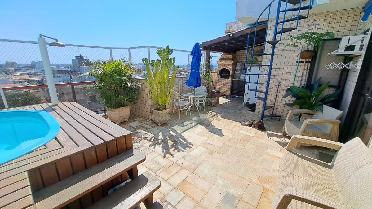 Cobertura triplex na Vila Nova, Cabo Frio